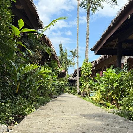 Garden Of Eden Dive Resort Puerto Galera Exterior foto