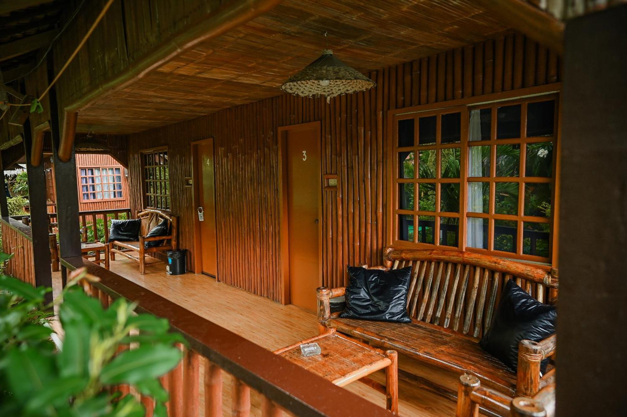 Garden Of Eden Dive Resort Puerto Galera Exterior foto
