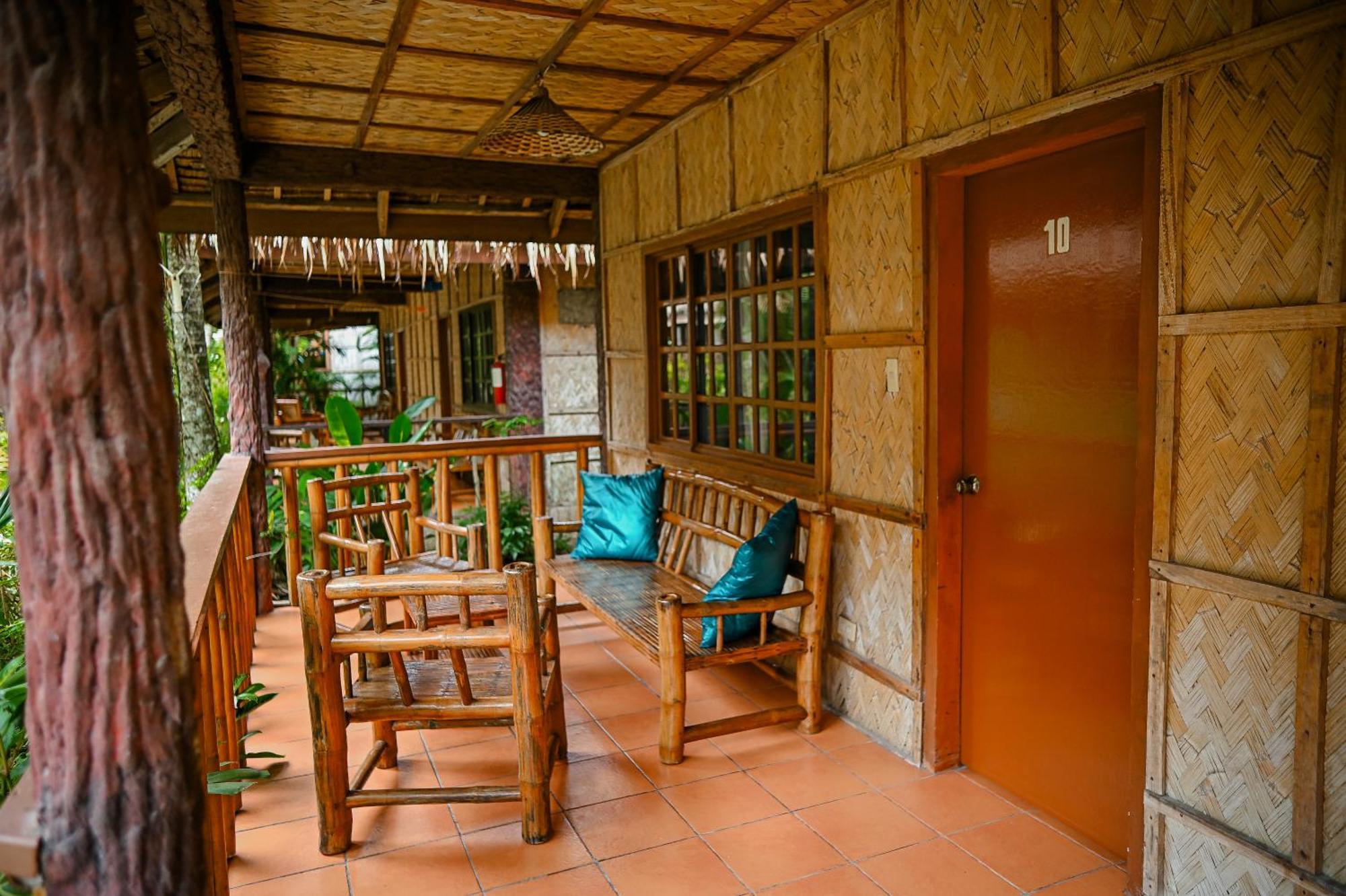 Garden Of Eden Dive Resort Puerto Galera Exterior foto