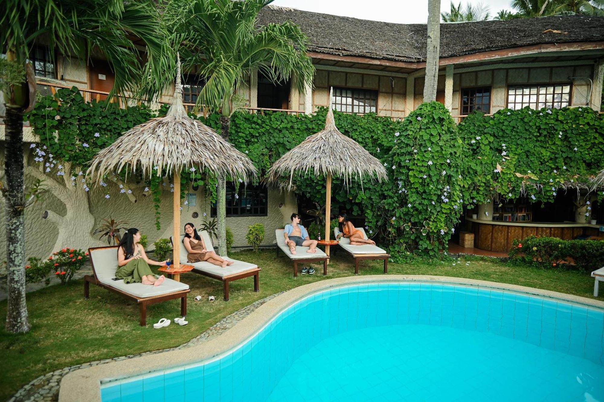 Garden Of Eden Dive Resort Puerto Galera Exterior foto
