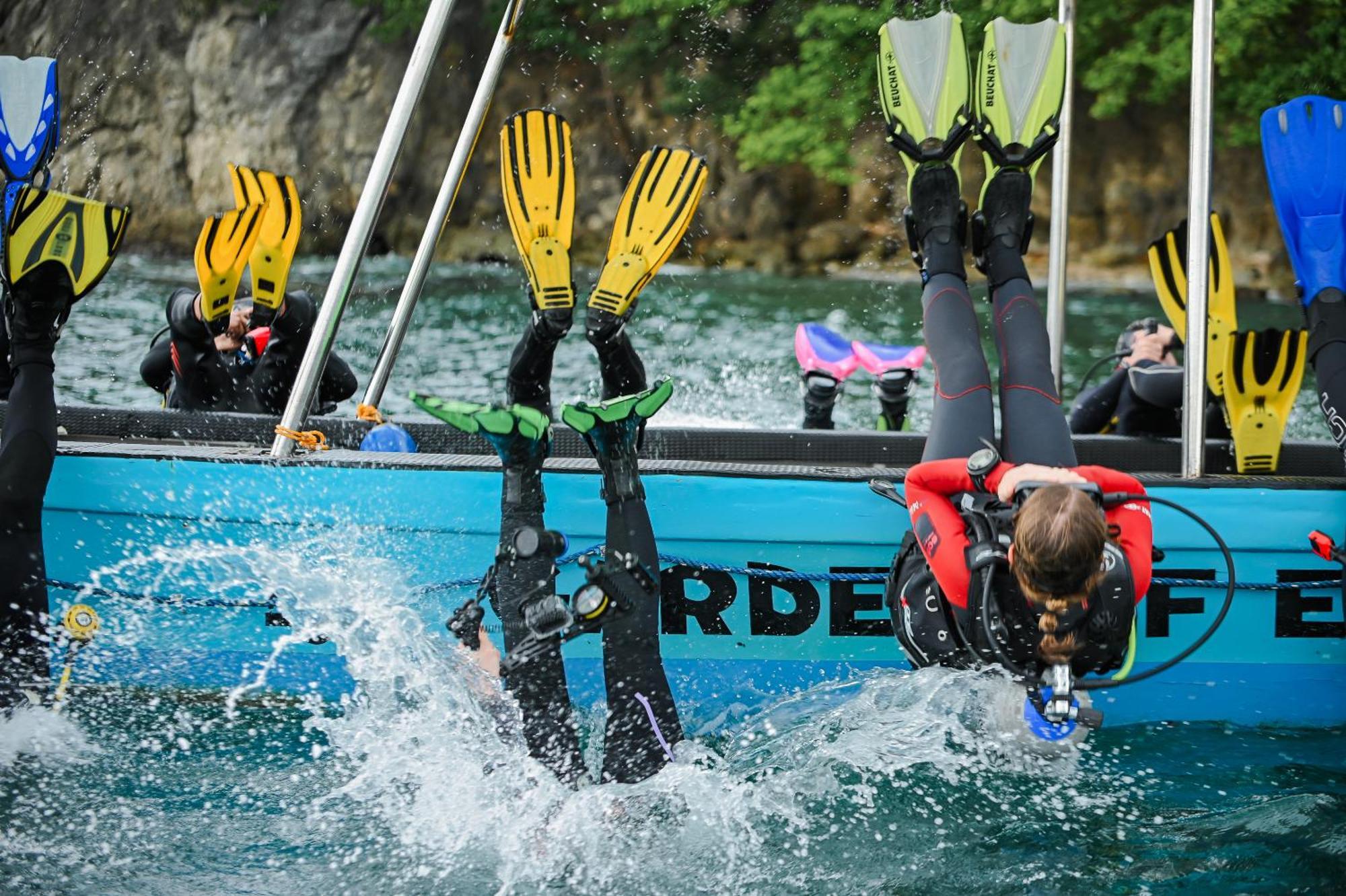 Garden Of Eden Dive Resort Puerto Galera Exterior foto