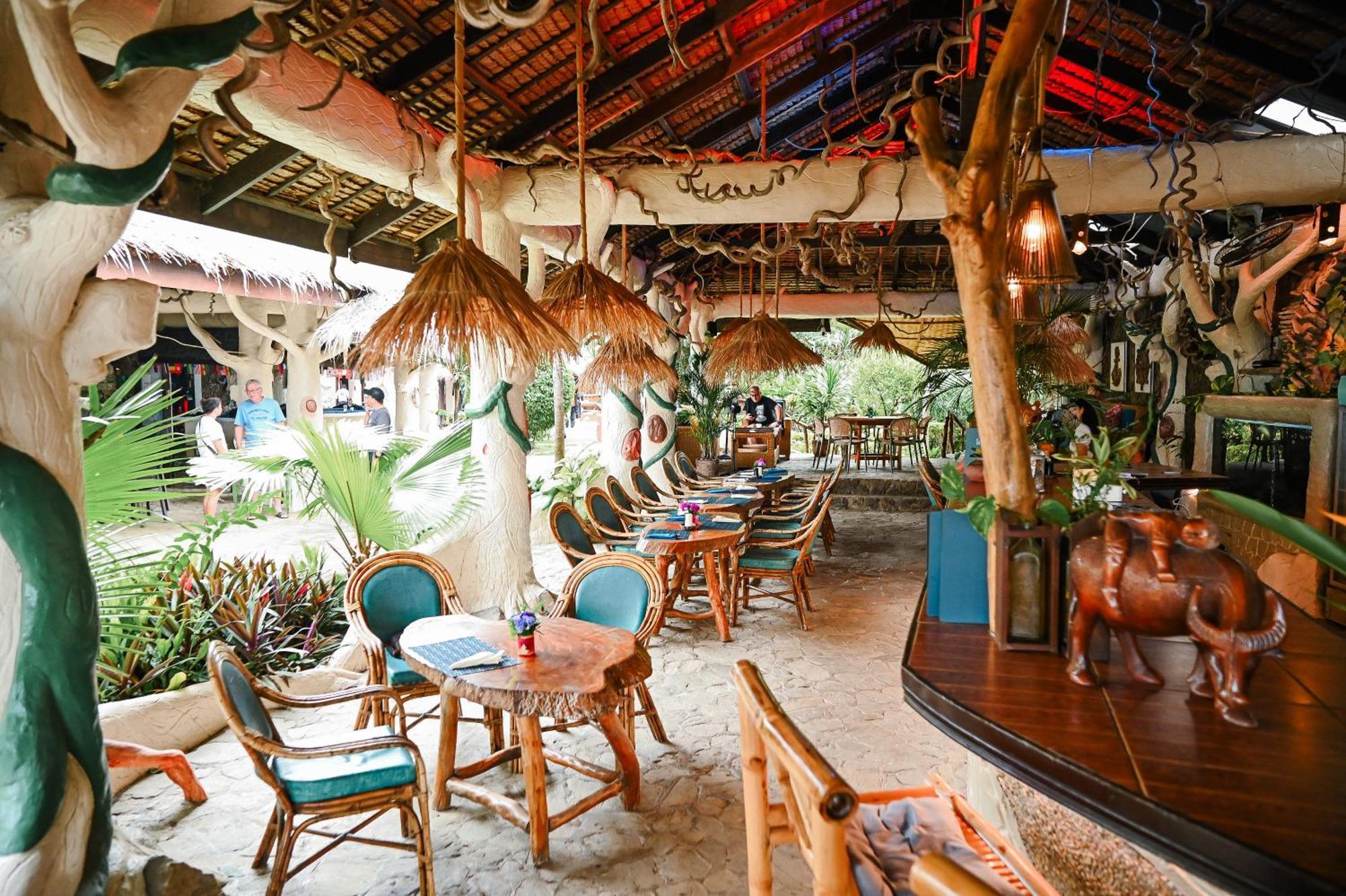 Garden Of Eden Dive Resort Puerto Galera Exterior foto